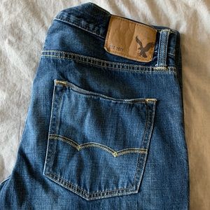 American Eagle Slim Straight Jeans 30/32